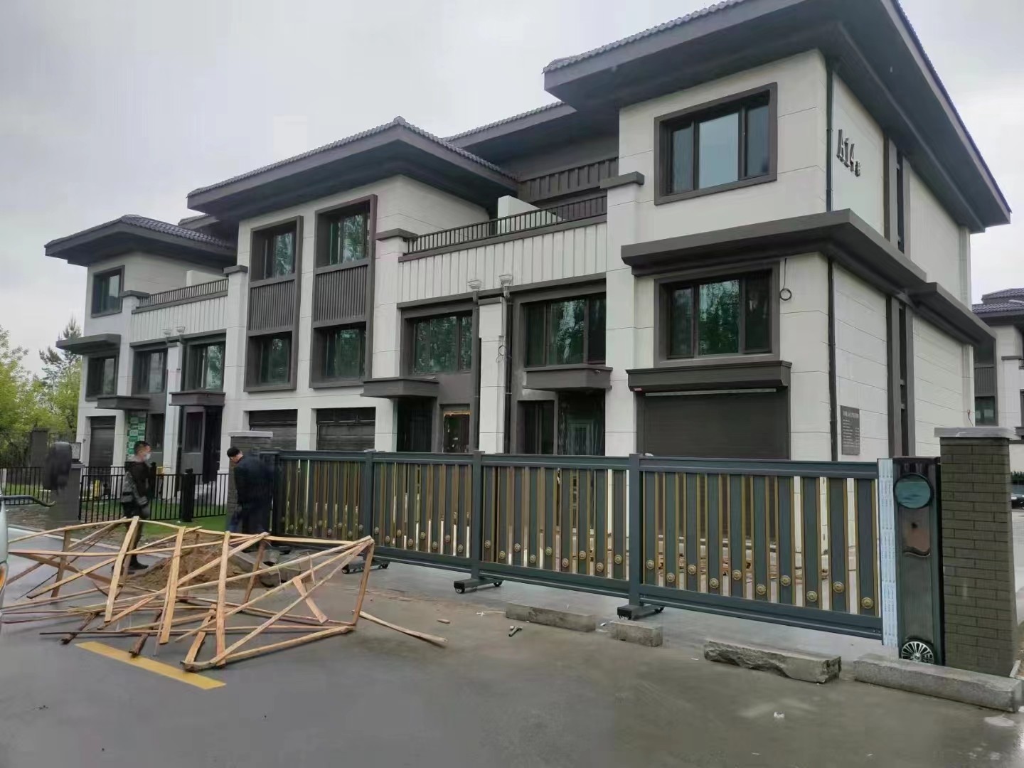 宿迁市伸缩门电话